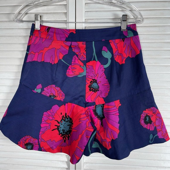 Trina Turk Floral Poppy Shorts Navy Pink – Size 4 Approx – Summer Style - Picture 4 of 10